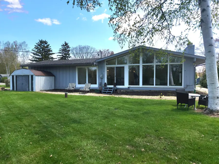 9131 N Pelham Pkwy, Bayside, WI 53217 - #2