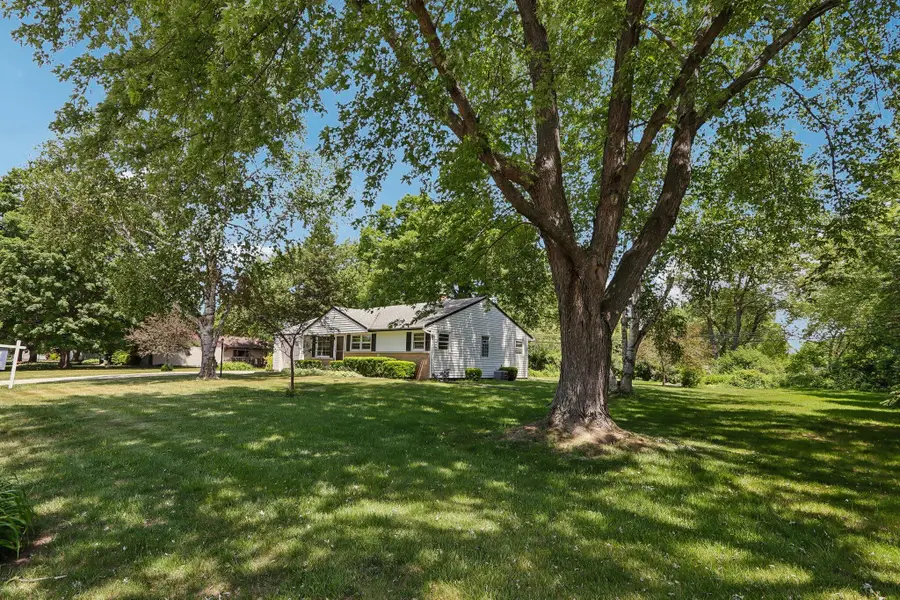 5700 S 41st St, Greenfield, WI 53221 - #3