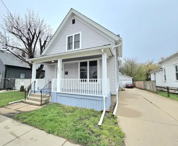 5807 22nd Ave, Kenosha, WI 53140