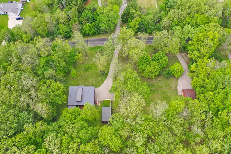 N6313 Paradise Dr, Spring Prairie, WI 53105 - #2