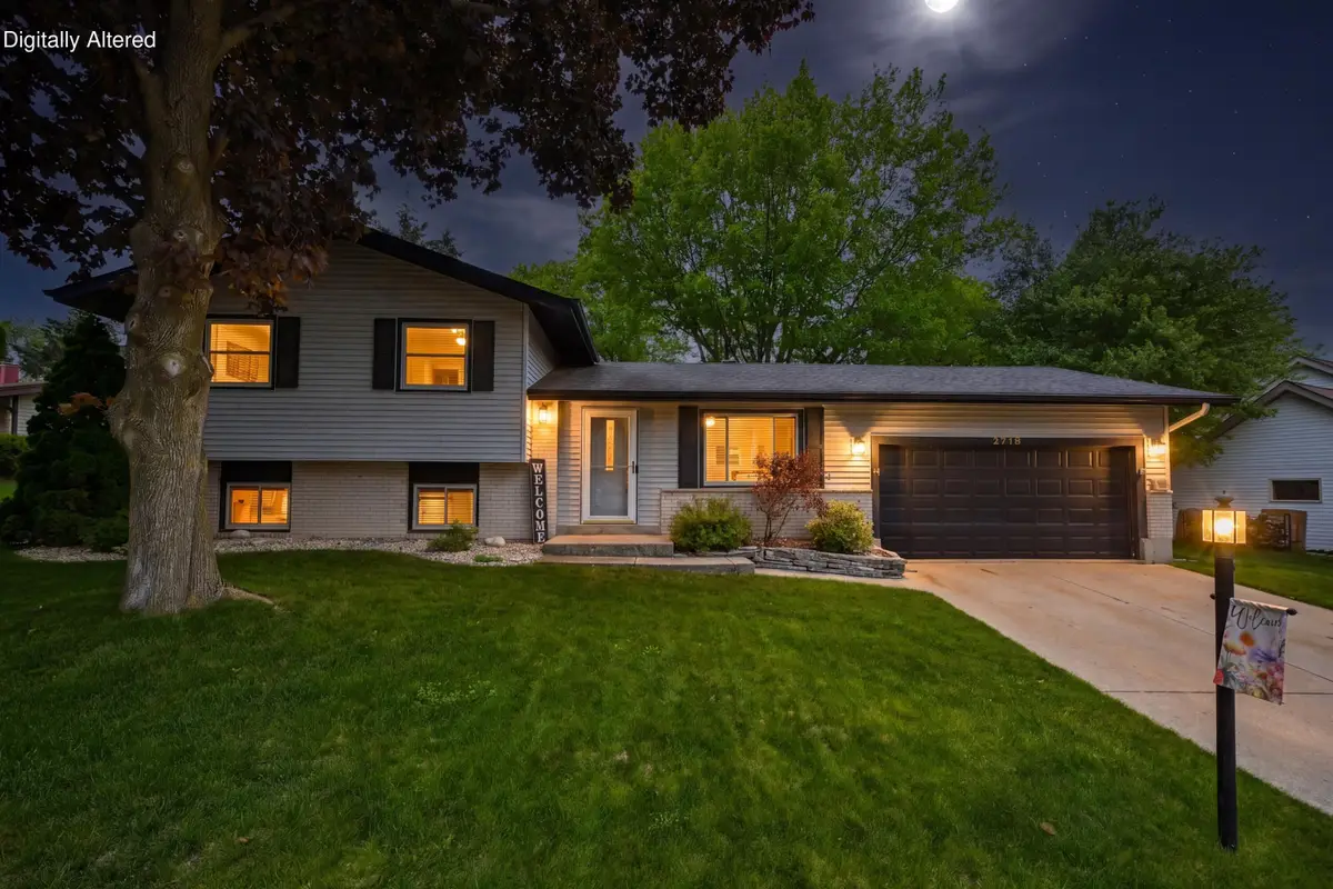 2718 Bristol Ct, Waukesha, WI 53188 - #1