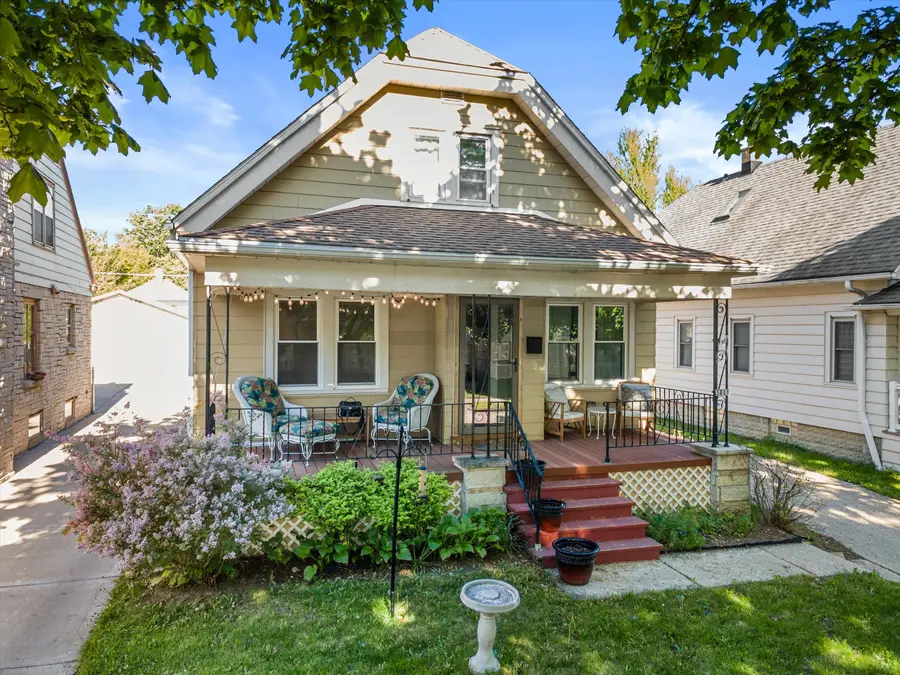 3018 N 74th St, Milwaukee, WI 53210 - #2