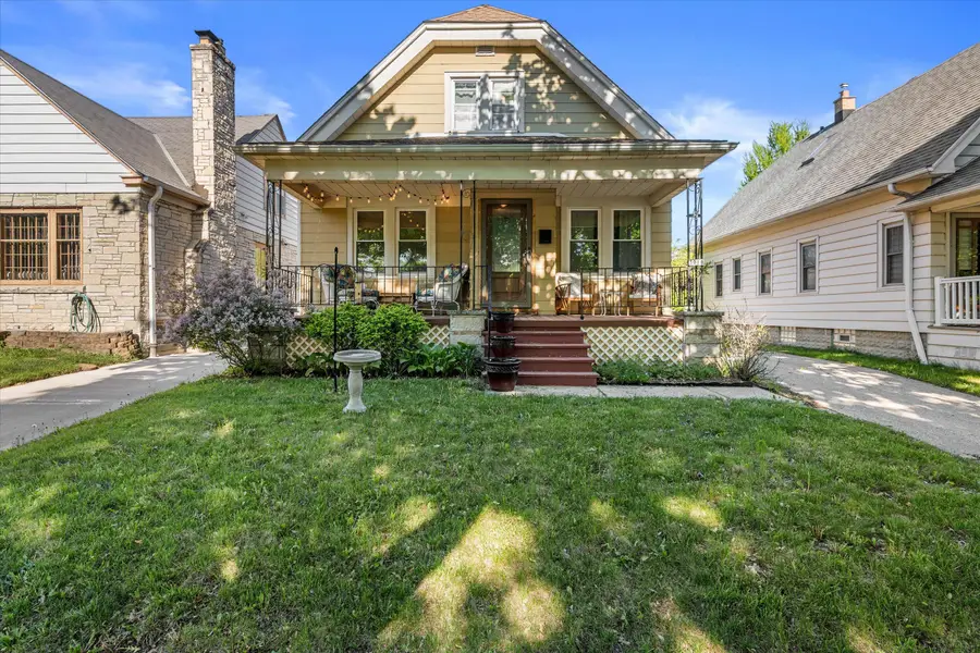 3018 N 74th St, Milwaukee, WI 53210 - #3