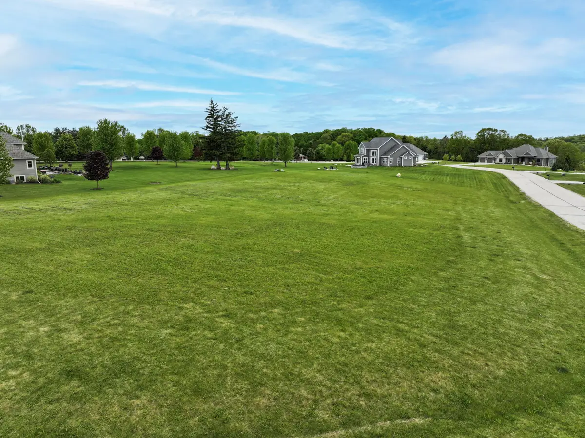 Lot 11 Lakeview Ridge Ln, Richfield, WI 53017 - #1