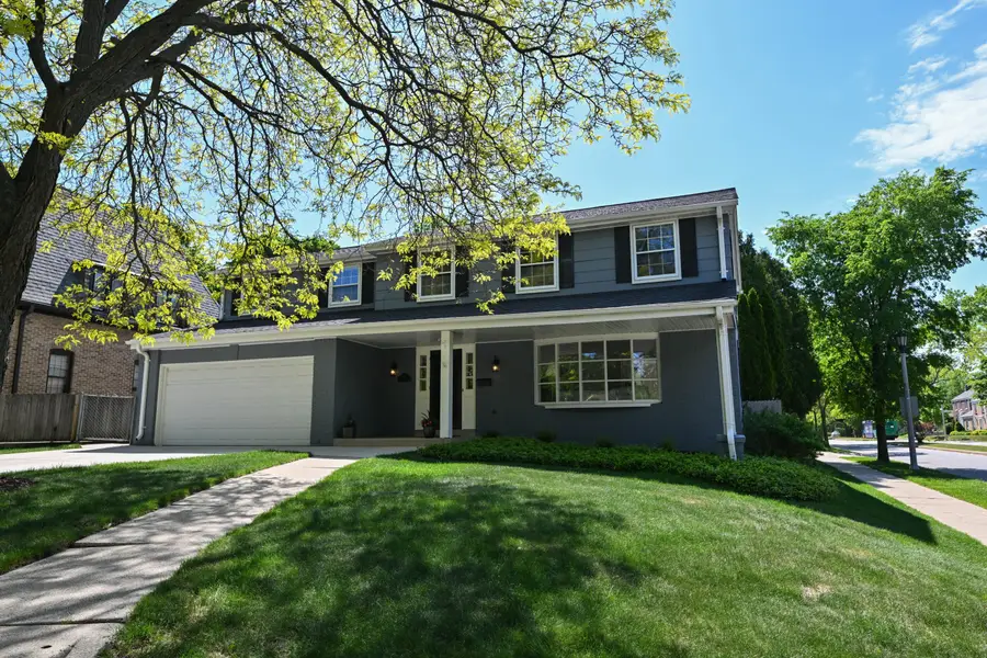 4797 N Newhall St, Whitefish Bay, WI 53211 - #2