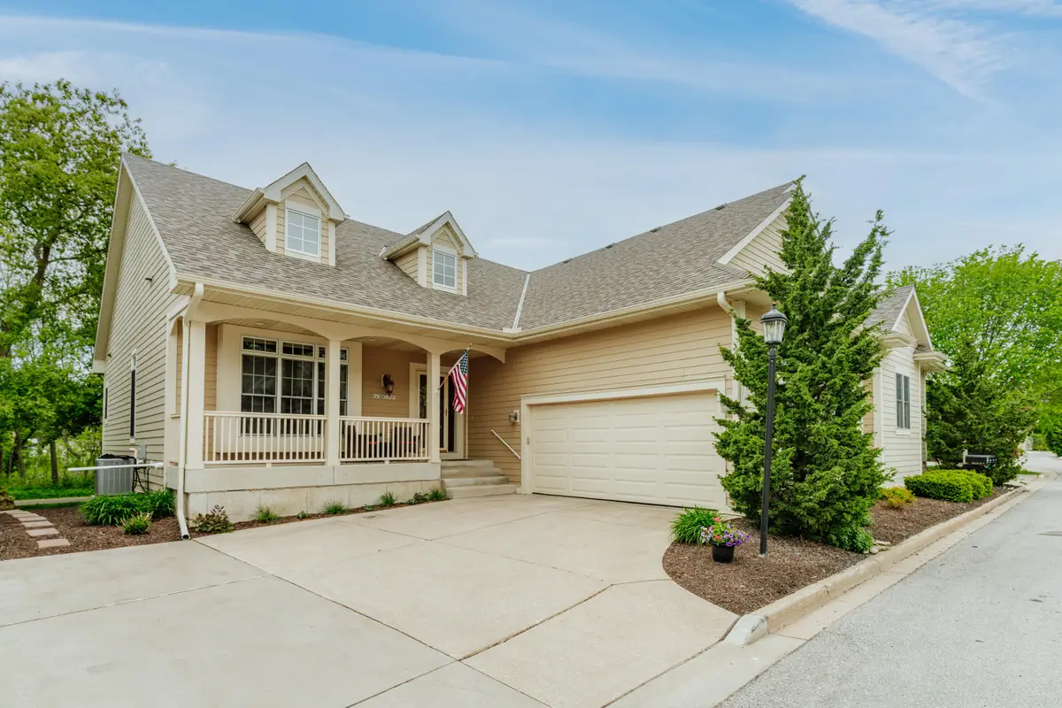 N63W23905 Terrace Dr, Sussex, WI 53089 - #1