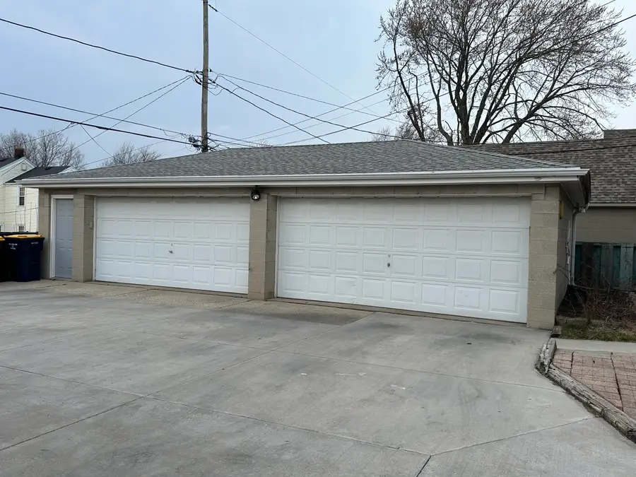 2347 S 76th St, West Allis, WI 53219 - #2