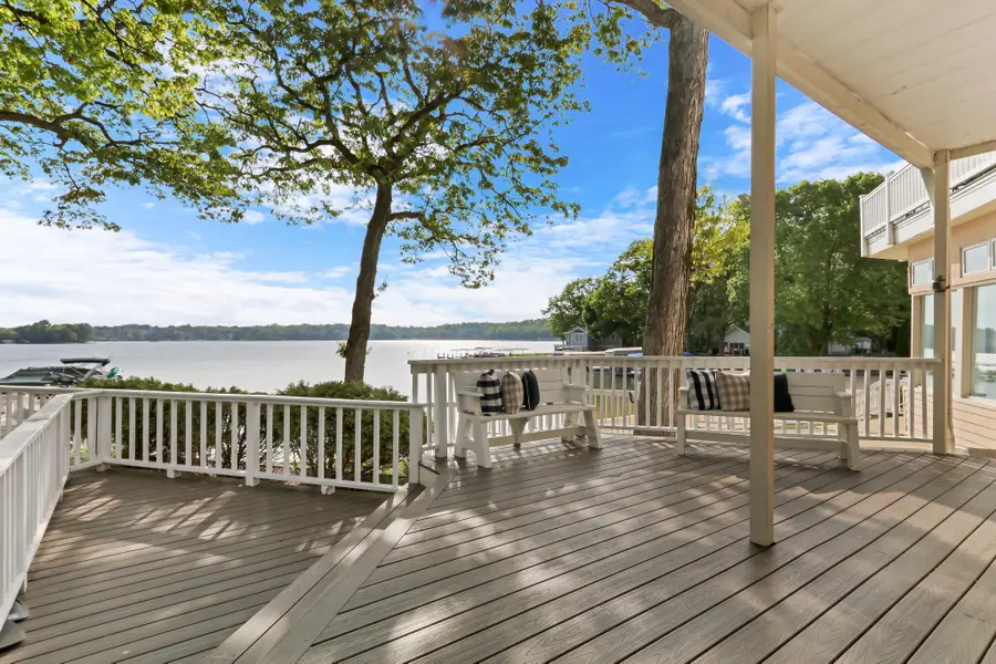 W5135 Sterlingworth Ct, Lauderdale Lakes, WI 53121 - #2