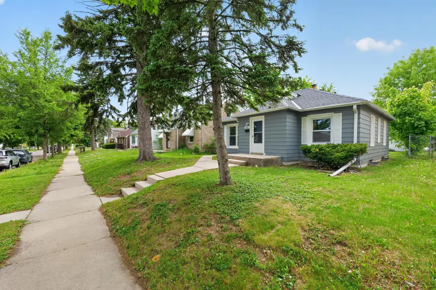 4465 N 64th St, Milwaukee, WI 53218 - #2