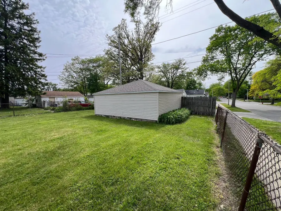 5279 N 44th St, Milwaukee, WI 53218 - #3