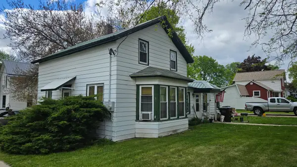 215 S Fourth St E, Fort Atkinson, WI 53538