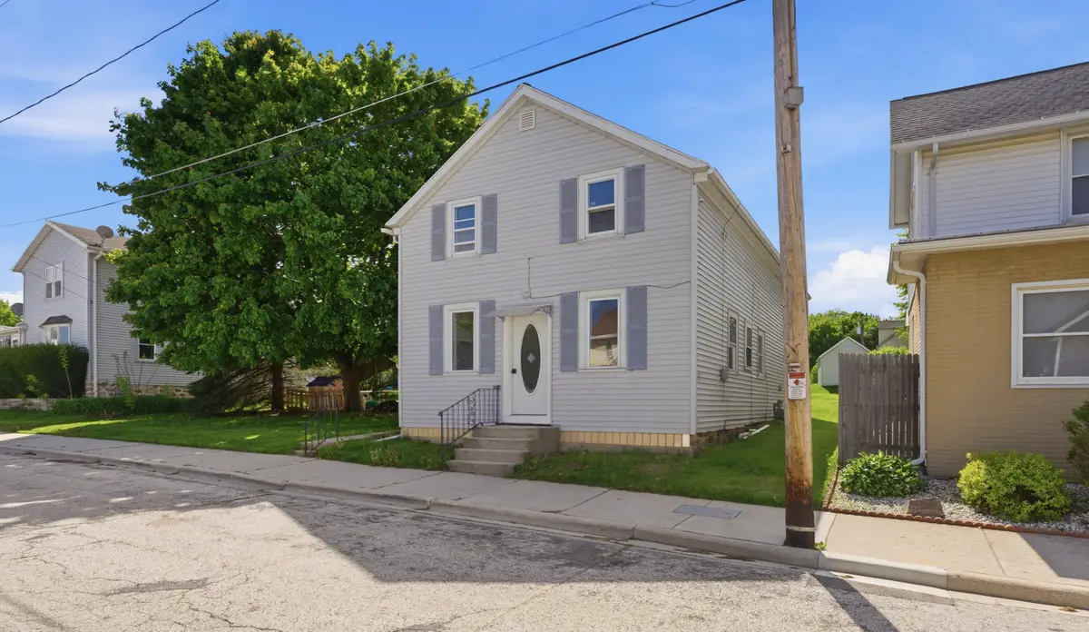 110 S 2nd Ave, Saint Nazianz, WI 54232 - #1