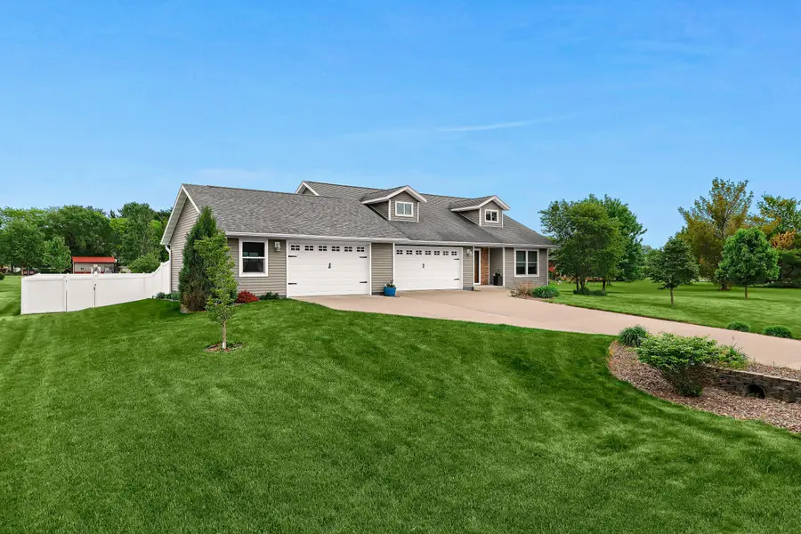 N8480 Mcwain Dr, Holland, WI 54636 - #3