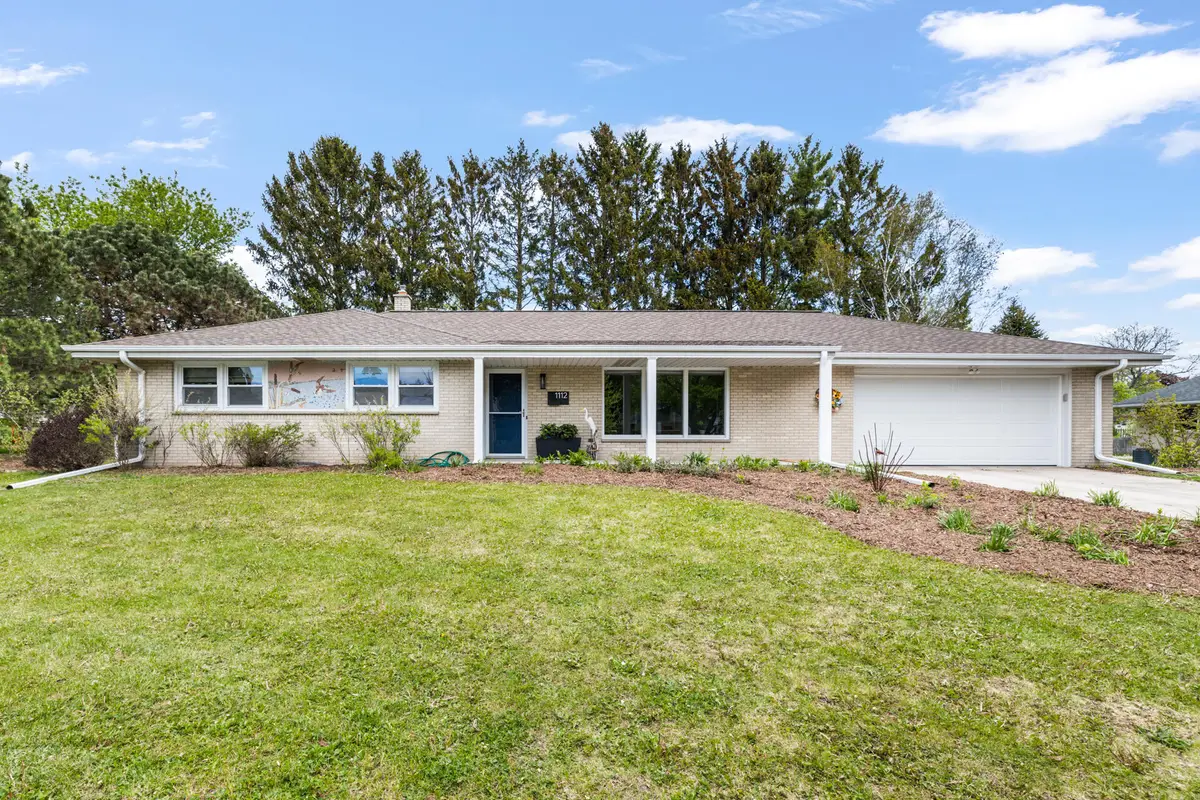 1112 Niesen Rd, Port Washington, WI 53074 - #1