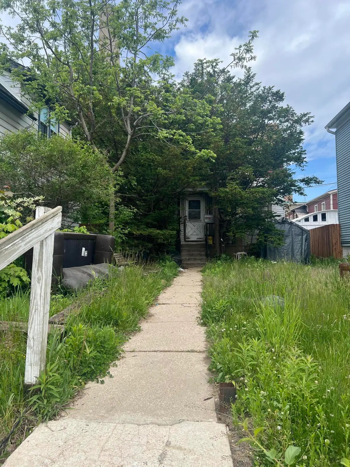 132 E Rosedale Ave, Milwaukee, WI 53207 - #1