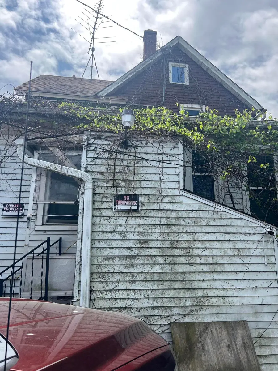 132 E Rosedale Ave, Milwaukee, WI 53207 - #3
