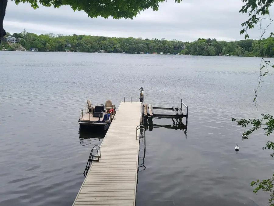 1614 Sugar Island Rd, Summit, WI 53066 - #2