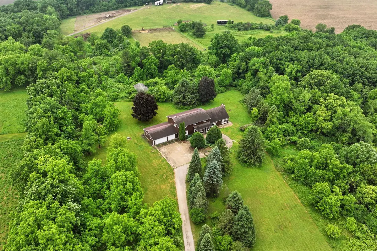 W501 Honey Creek Rd, Spring Prairie, WI 53105 - #1