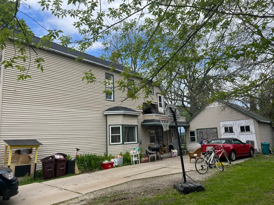 1223 S 8th St, Manitowoc, WI 54220 - #2
