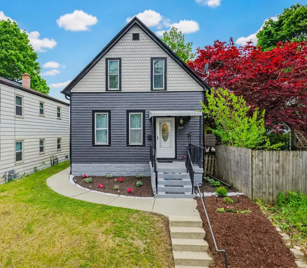 3169 S Griffin Ave, Milwaukee, WI 53207
