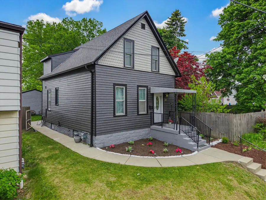 3169 S Griffin Ave, Milwaukee, WI 53207 - #2