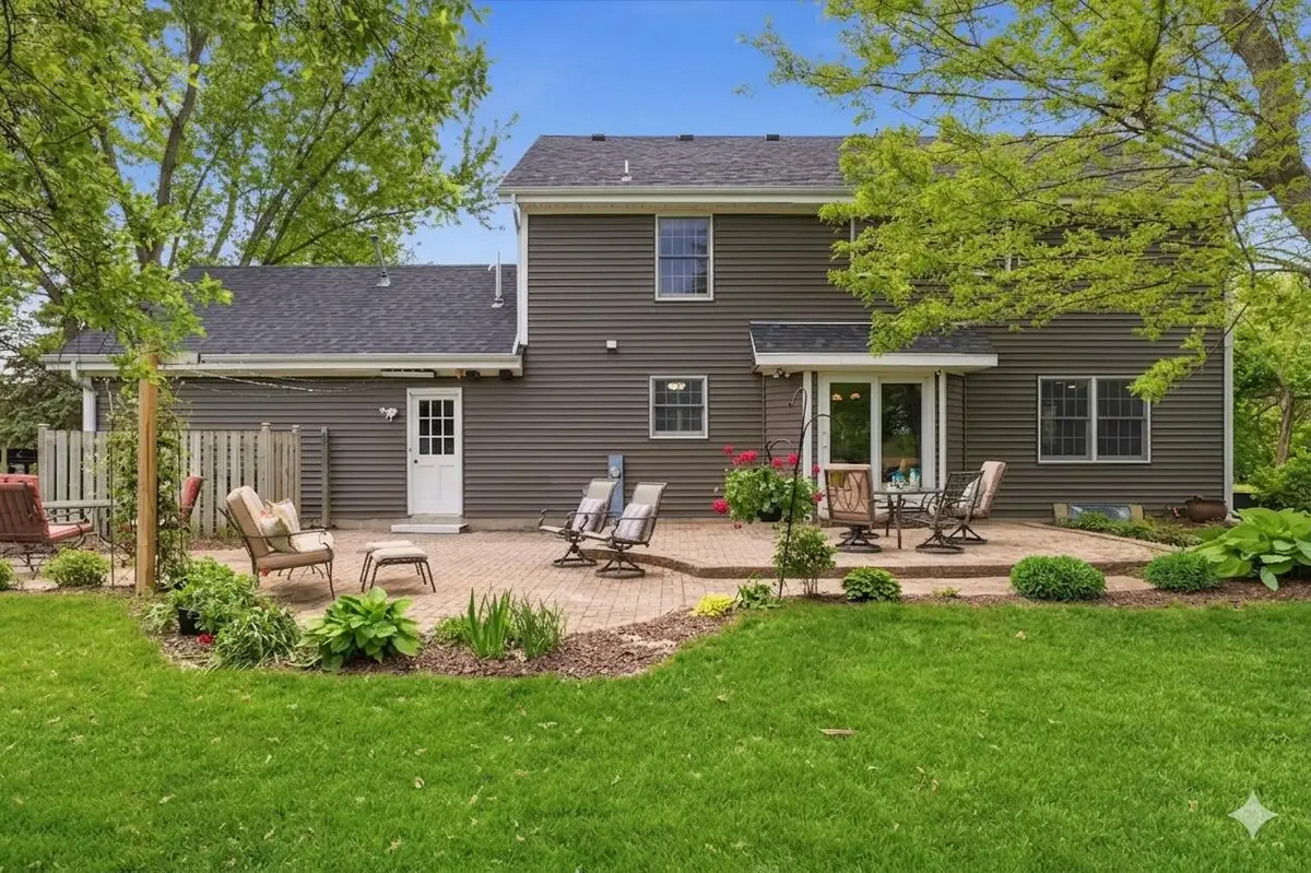 660 Weidman Ct, Cedarburg, WI 53012 - #1
