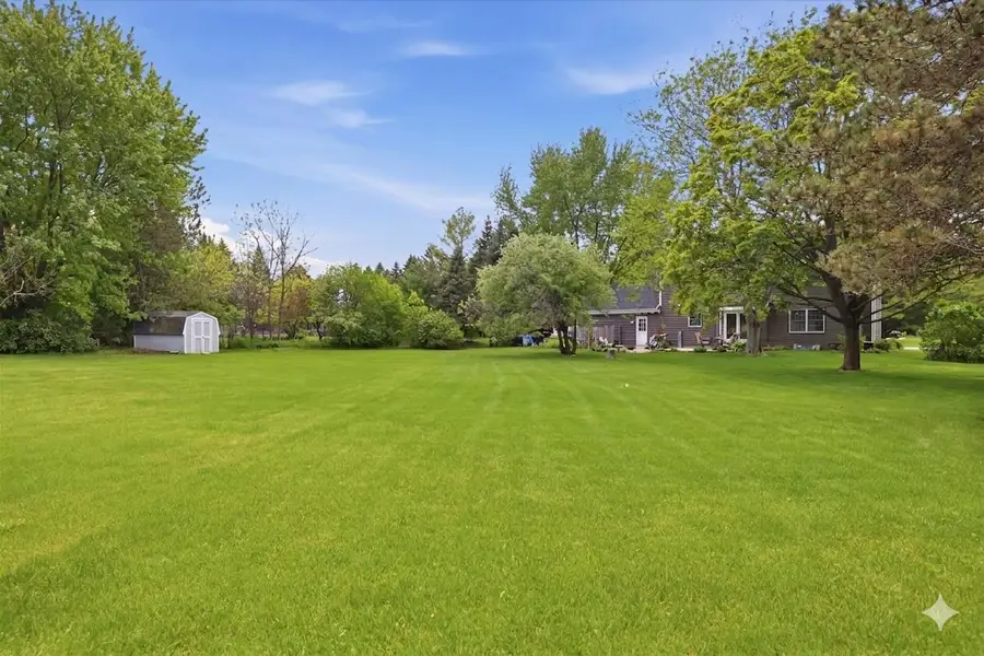 660 Weidman Ct, Cedarburg, WI 53012 - #3