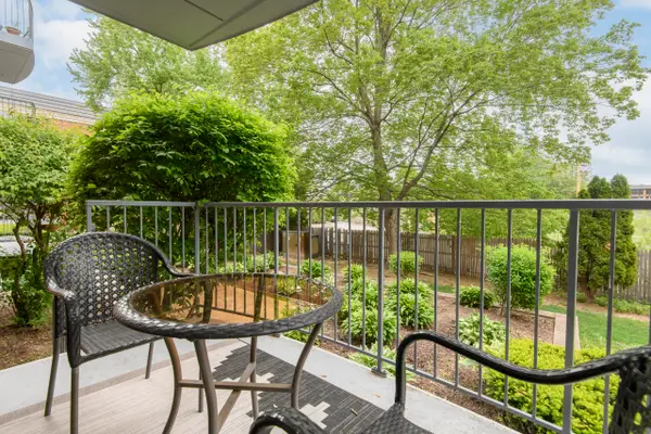 13335 Watertown Plank Rd, Elm Grove, WI 53122