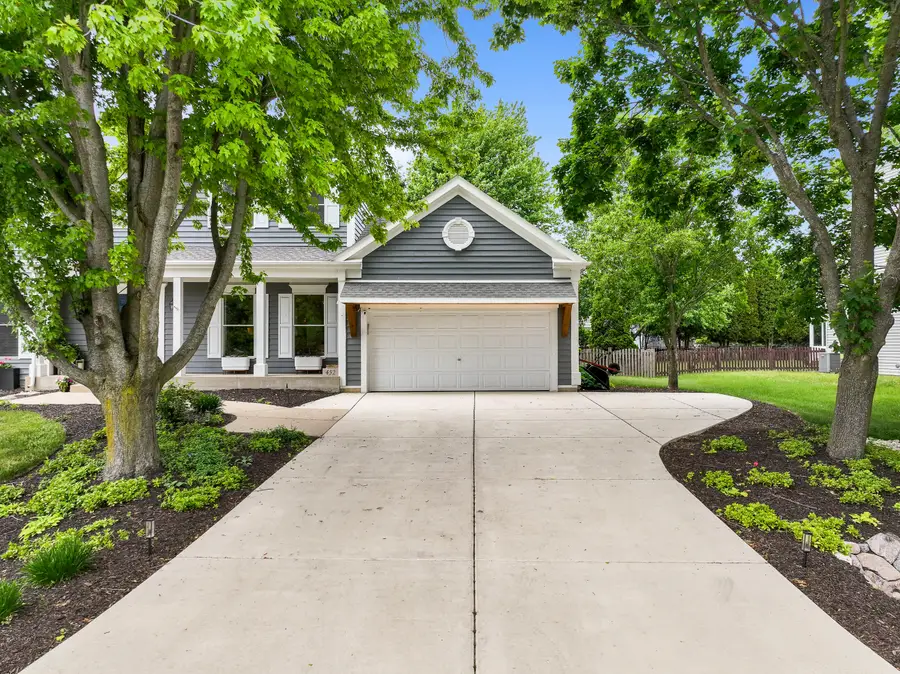 452 Park Ln, Williams Bay, WI 53191 - #2