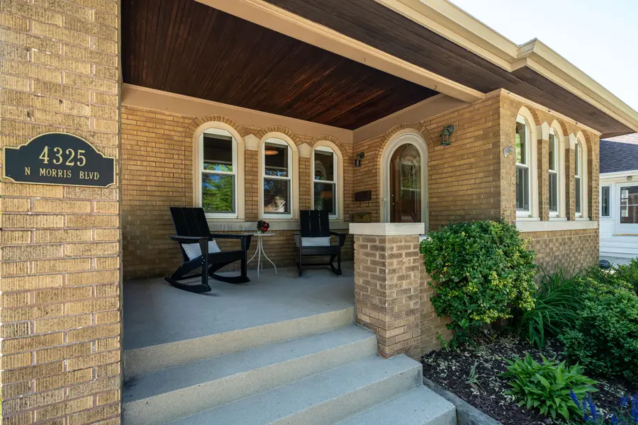 4325 N Morris Blvd, Shorewood, WI 53211 - #2