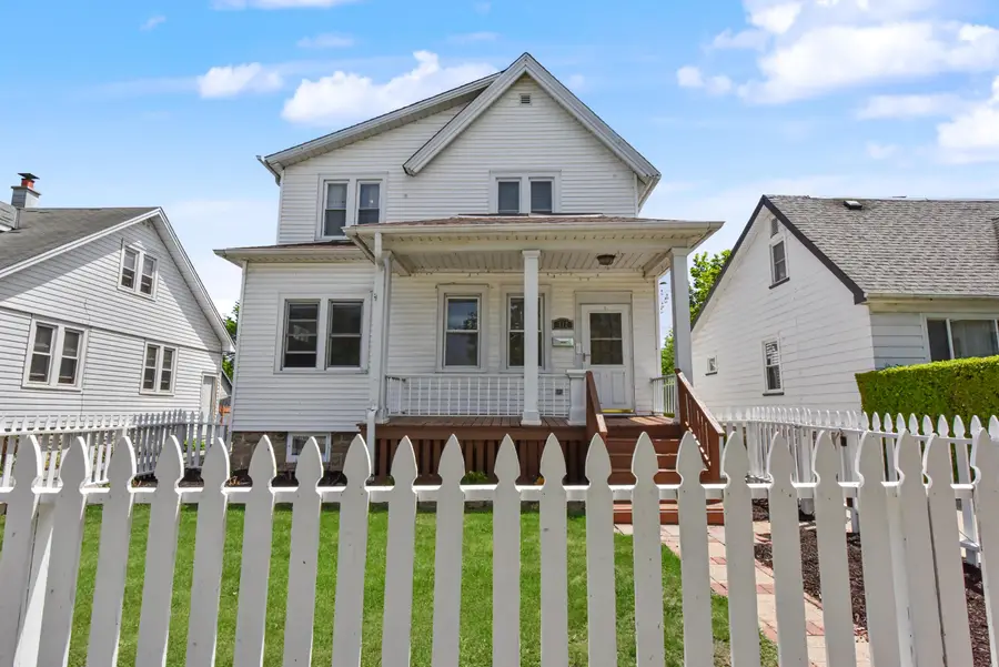 212 N 70th St, Milwaukee, WI 53213 - #2