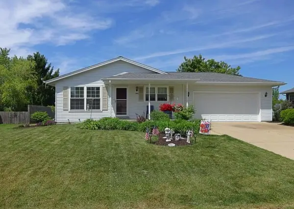 406 Prairie Hill Way, Waterford, WI 53185