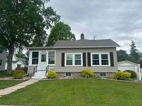 514 Wilcox St, Waupun, WI 53963