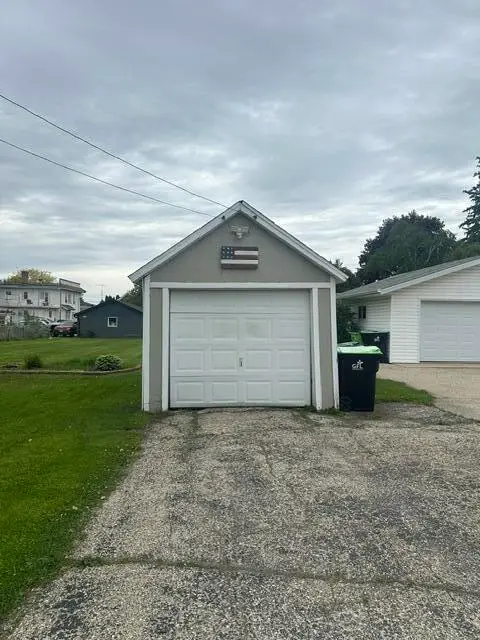 514 Wilcox St, Waupun, WI 53963 - #3