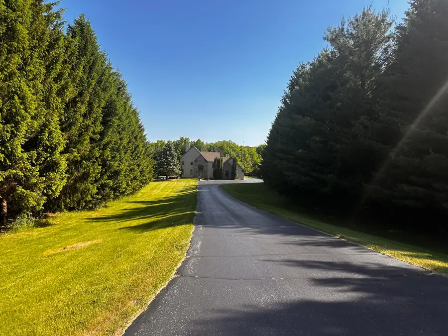 W1780 W Auburn Ashford Dr, Auburn, WI 53010 - #2