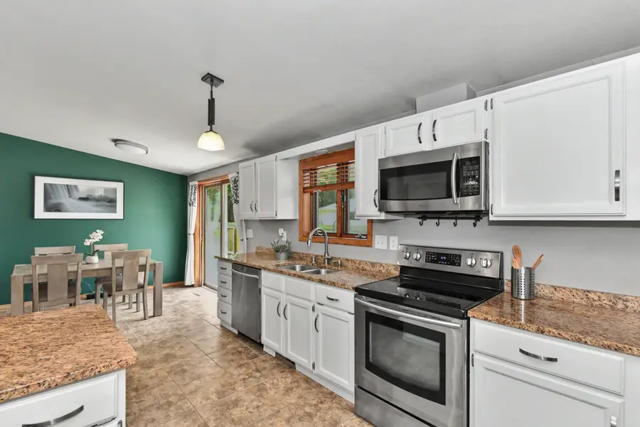 3444 N Mayfair Rd, Wauwatosa, WI 53222 - #2