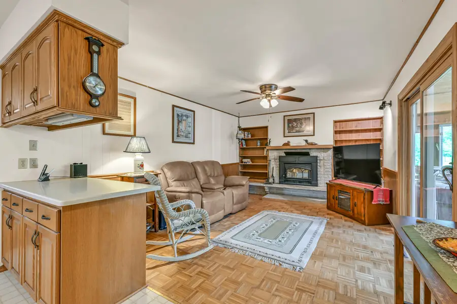 N69W29463 River Front Dr, Merton, WI 53029 - #3