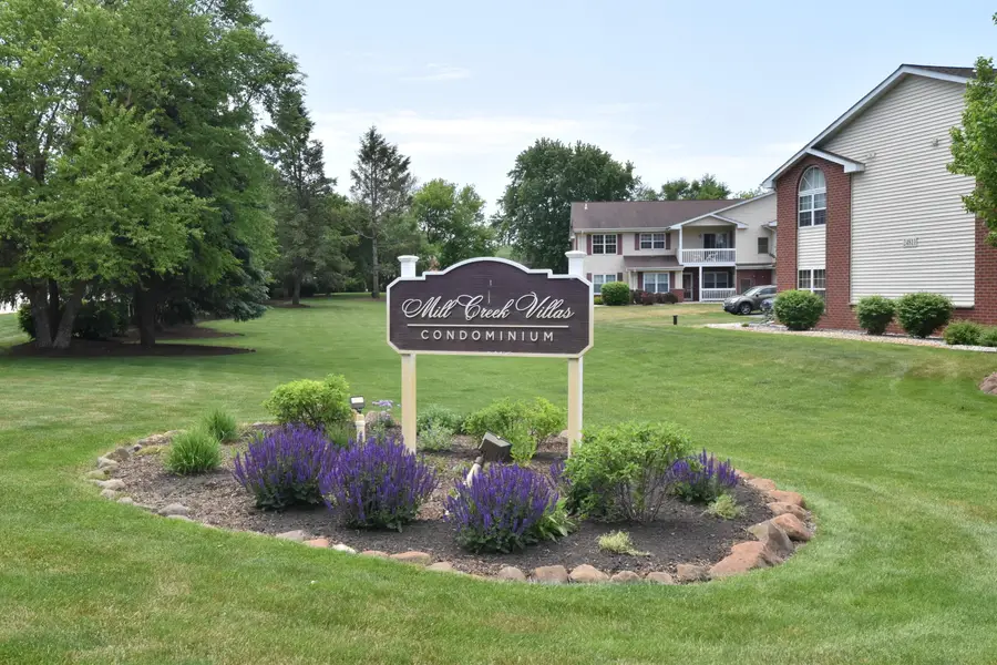 25111 87th St, Salem Lakes, WI 53168 - #2