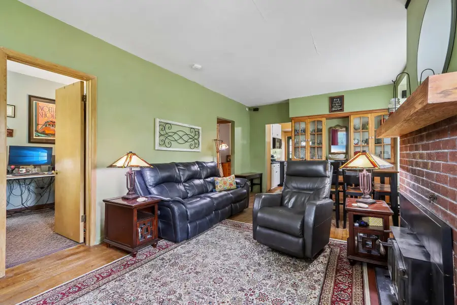 3866 E Armour Ave, Cudahy, WI 53110 - #3