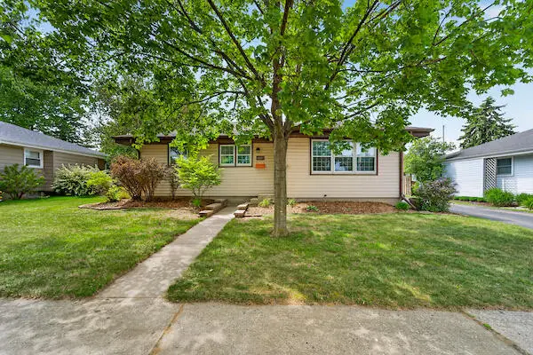 373 Garfield St, Burlington, WI 53105 - #1