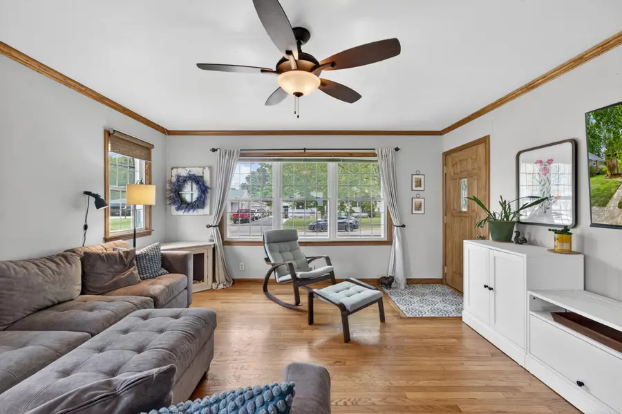 373 Garfield St, Burlington, WI 53105 - #3