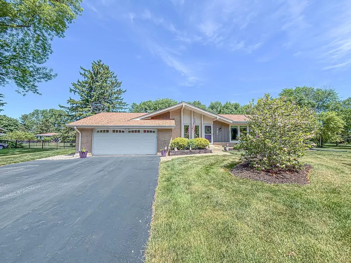 21660 Mayrose Blvd, Brookfield, WI 53045 - #1