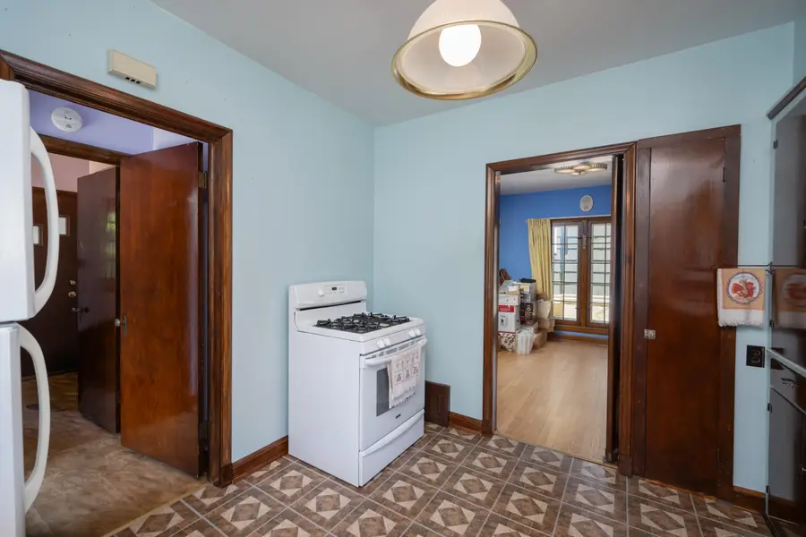 5516 N Lydell Ave, Whitefish Bay, WI 53217 - #3
