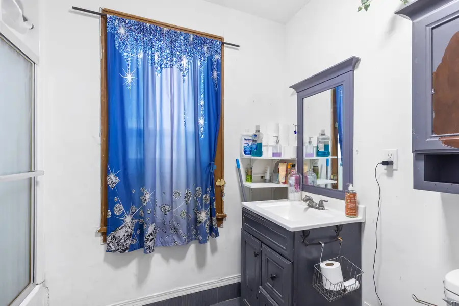2442 S 12th St, Milwaukee, WI 53215 - #3