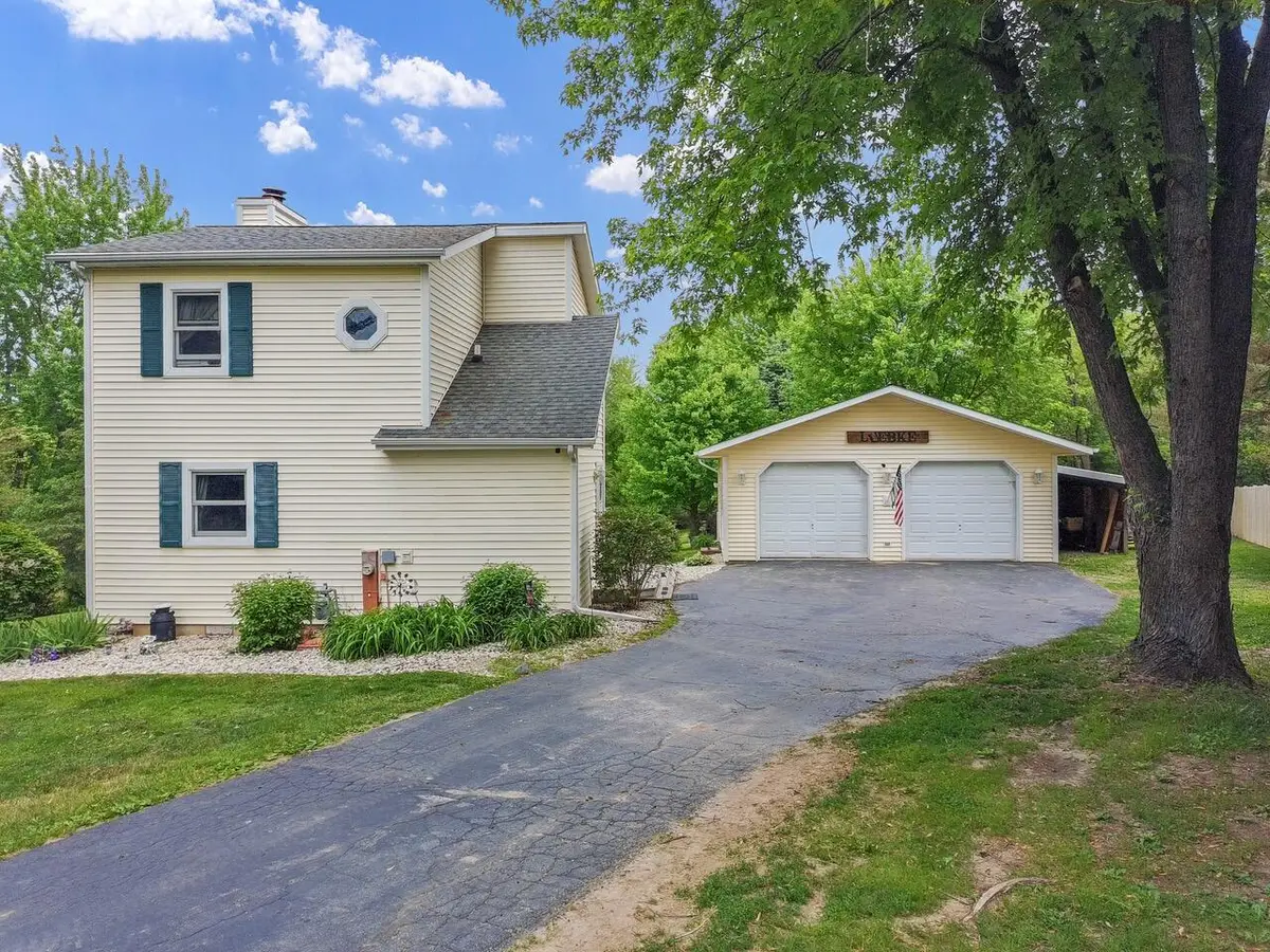 W5838 Mariner Hills Ct, Lauderdale Lakes, WI 53121 - #1