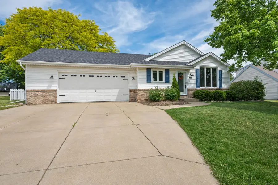 3938 W Minnesota Ave, Franklin, WI 53132 - #2
