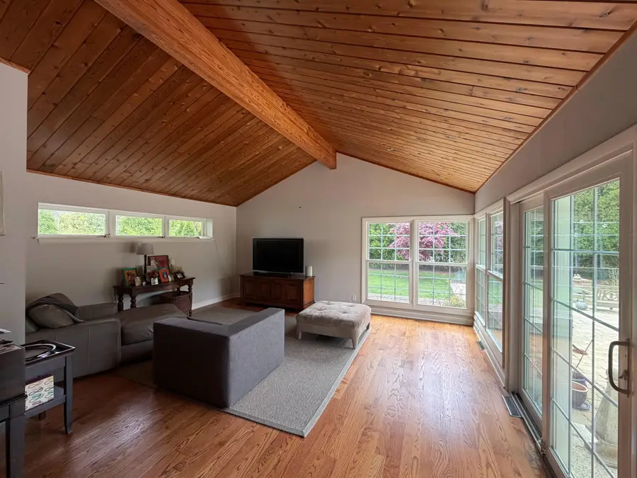9385 N Lake Dr, Bayside, WI 53217 - #2