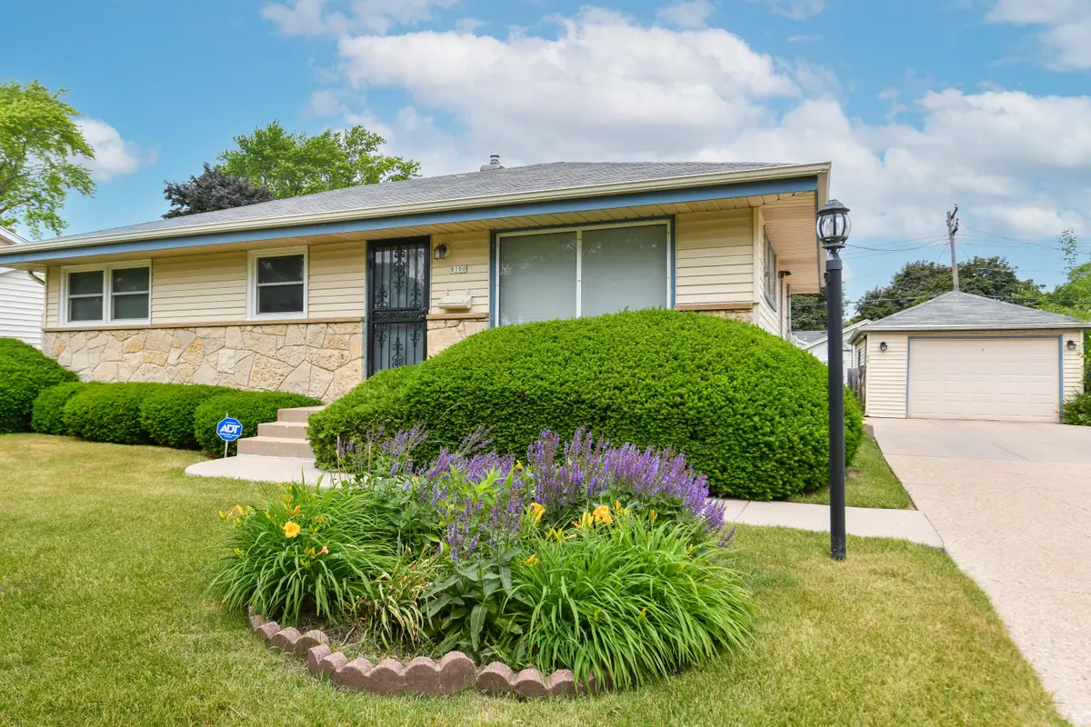 8100 W Lynmar Ter, Milwaukee, WI 53222 - #1