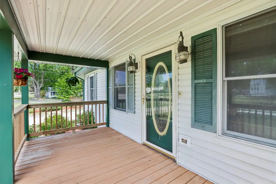 332 E Madison Ave, Milton, WI 53563 - #3