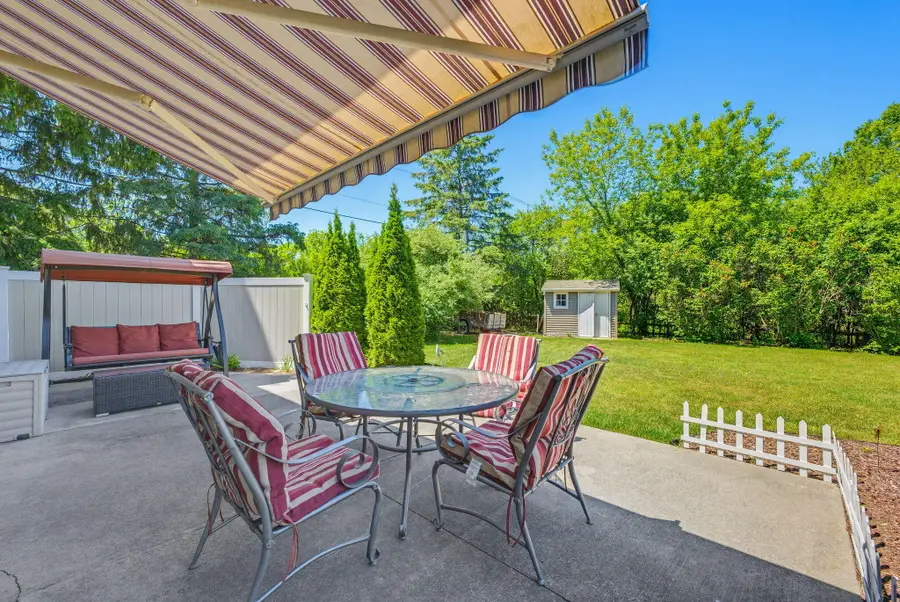 N79W15586 Deerfield Trl, Menomonee Falls, WI 53051 - #2